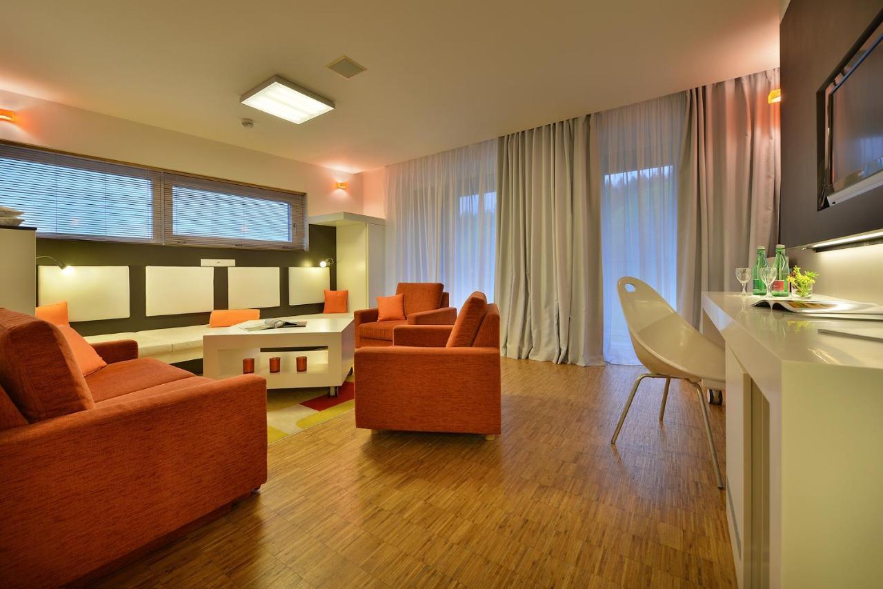 Omnia Relax & Wellness מלון