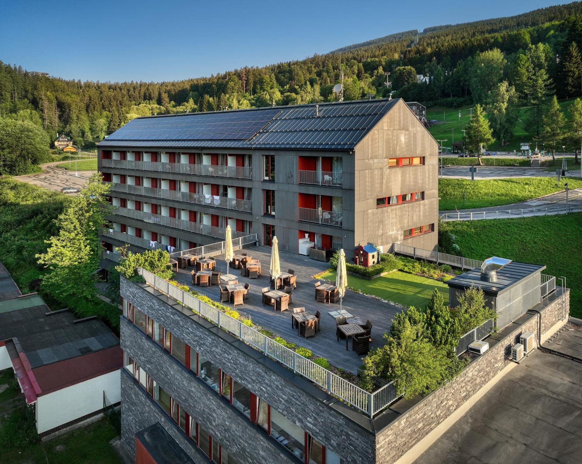 Omnia Relax&wellness Hotel 4*